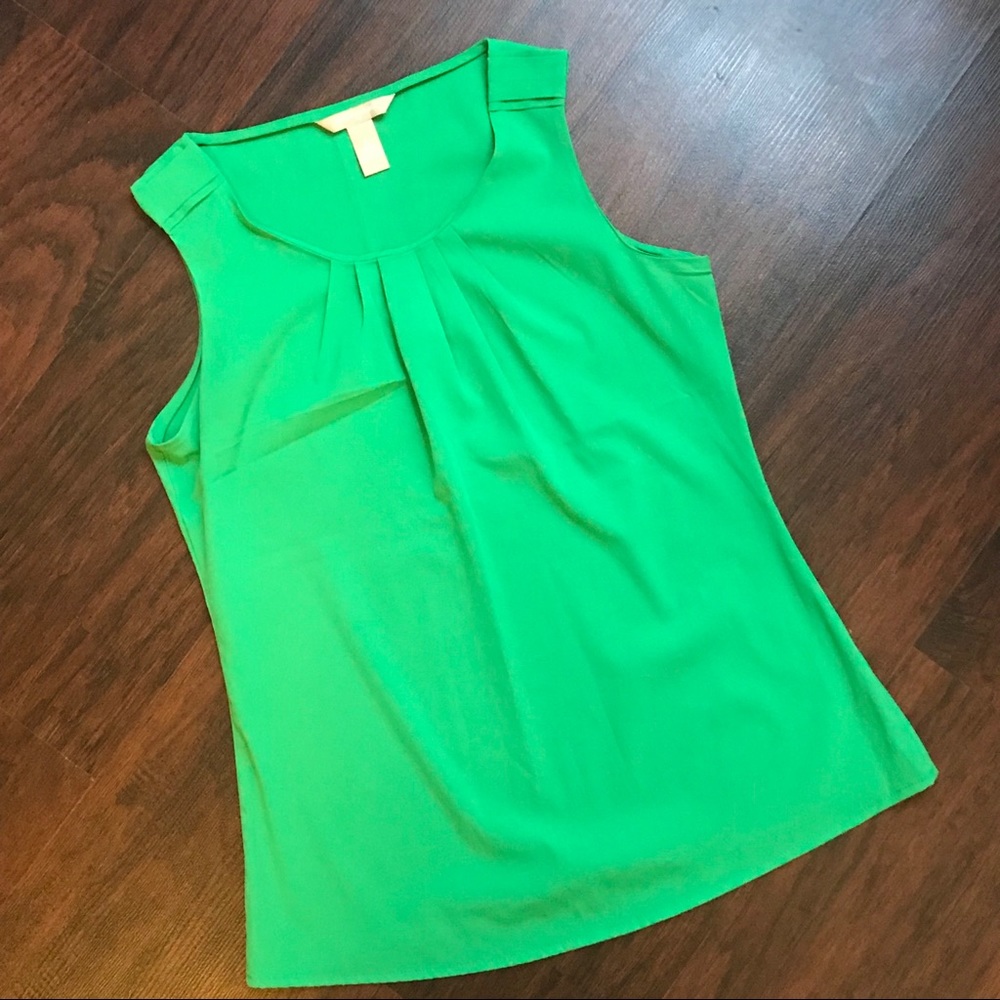 Banana Republic green sleeveless blouse size small